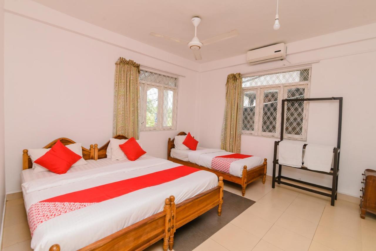 Blue Haven Guest House كاندي المظهر الخارجي الصورة